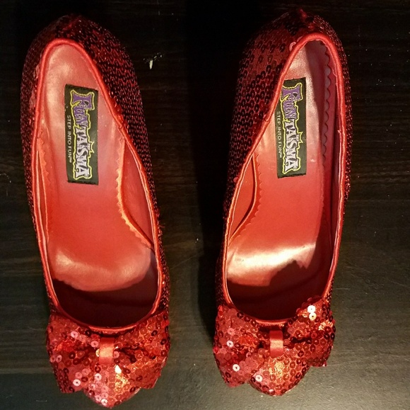 Red Sequin Heels - Picture 3 of 14